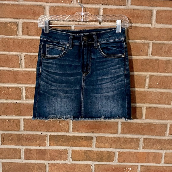 Women’s Denim Mini Skirt - Picture 1 of 2